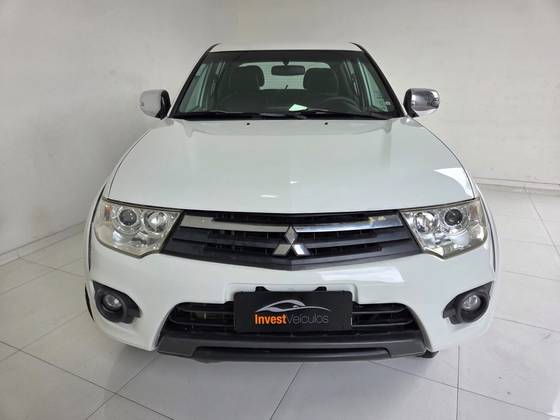MITSUBISHI L200 TRITON 3.2 HPE 4X4 CD 16V TURBO INTERCOOLER DIESEL 4P AUTOMÁTICO MITSUBISHI L200 TRITON 3.2 HPE 4X4 CD 16V TURBO INTERCOOLER DIESEL 4P AUTOMÁTICO